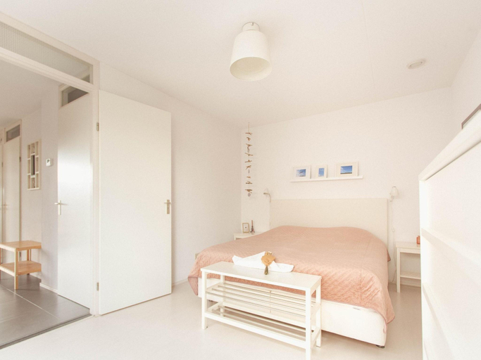 Bedroom 5, Villa with Panoramic Water Views, Wûnseradiel