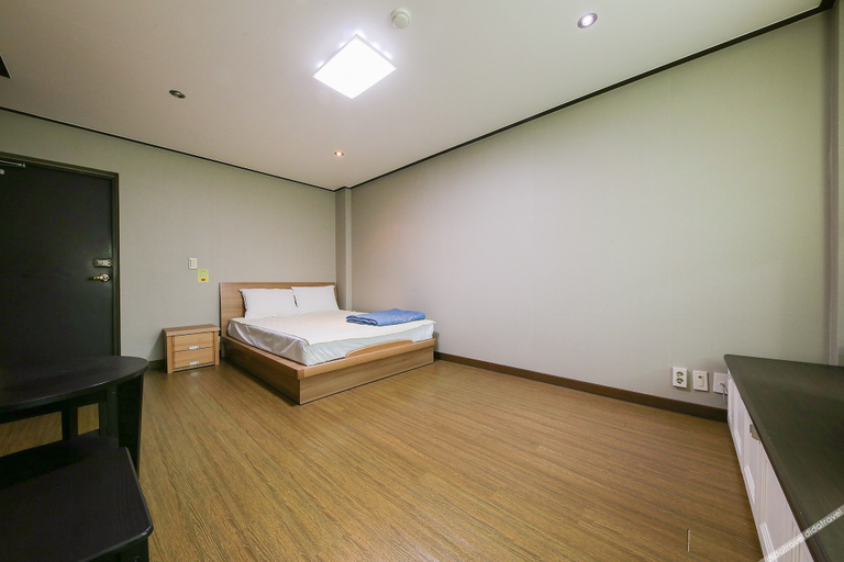 Bedroom 3, Danyang Sky, Danyang