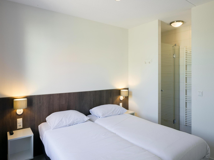 Bedroom 4, Villa in Nieuwvliet near the Beach, Sluis