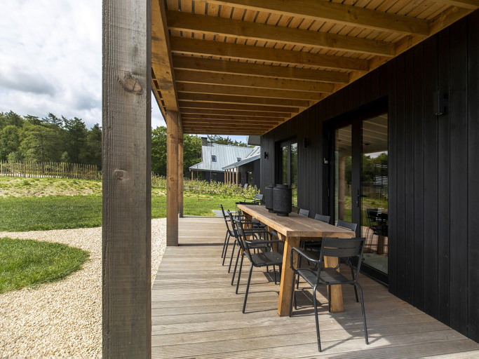 Balcony/terrace 4, Beautiful villa on the water in Friesland, Skarsterlân