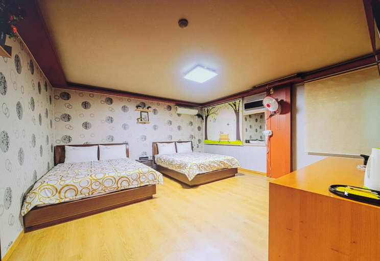 Bedroom 2, Yongin Everland Ritz Motel, Yongin