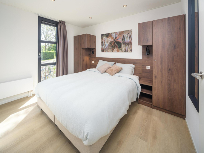 Bedroom, Luxury 4 guests Villa with Sunny Garden