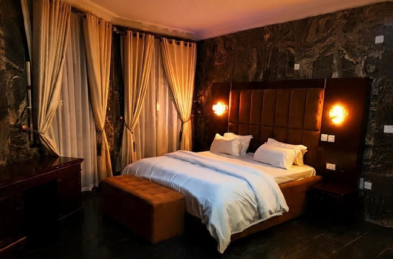 Room 2, Galaxy La Palm Royal Resort Abakaliki, Ebonyi