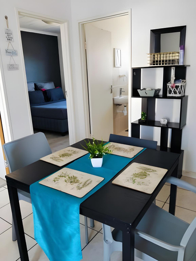 5, Cozy corner apartment Muizenberg, City of Cape Town