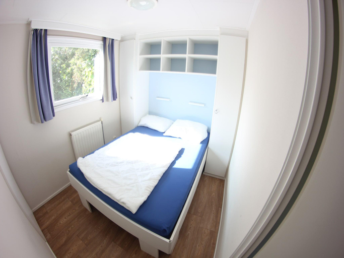 Bedroom 2, Cozy Chalet Near Canal, Tytsjerksteradiel