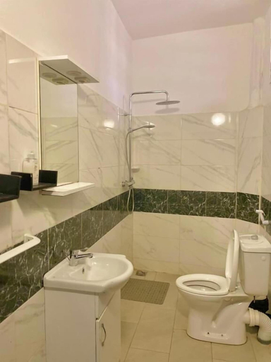 Bathroom, La Brise de Ngaparou, Mbour