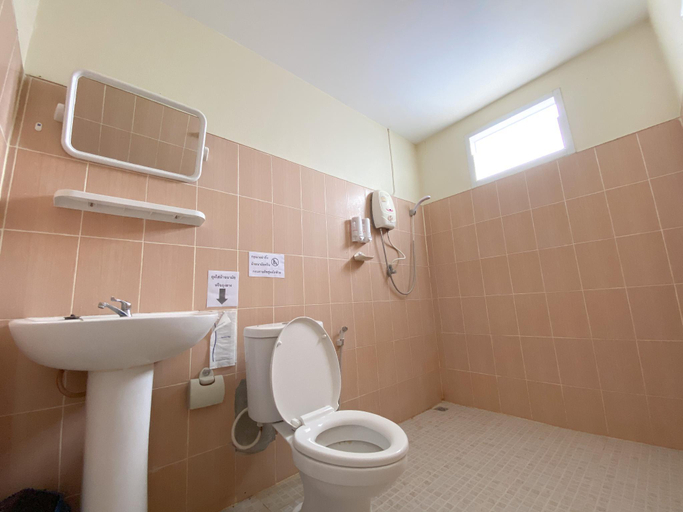 Bathroom, Plaifa Resort&Hotel @Banrai, Ban Rai