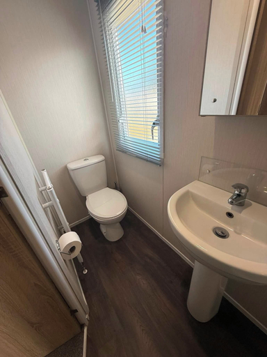 Bathroom 4, Home by the Sea - Adventure Village Access, Norfolk