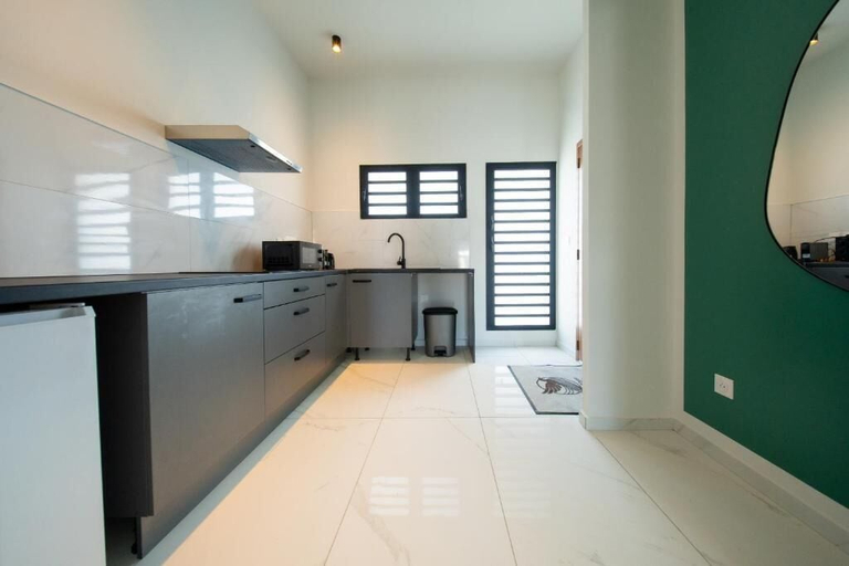 Private kitchen, Takeoff, Sainte-Marie