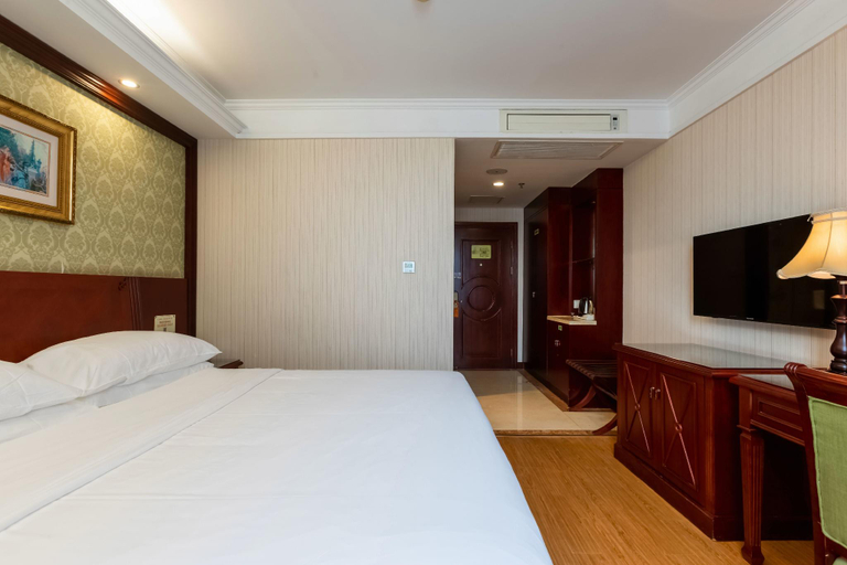 Bedroom 3, Taicang Vienna International Hotel, Suzhou