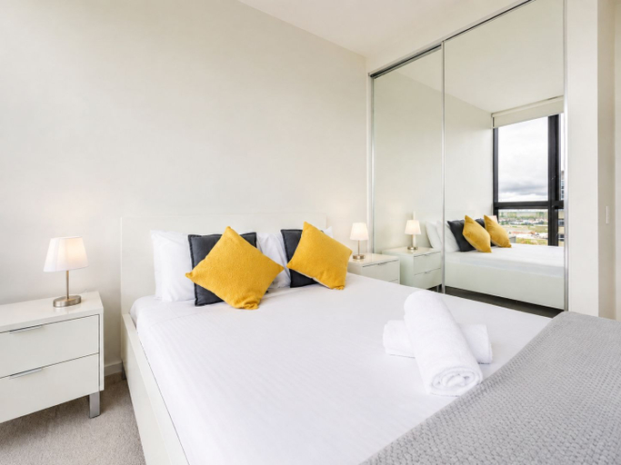 Bedroom 2, Kula Docklands, Melbourne
