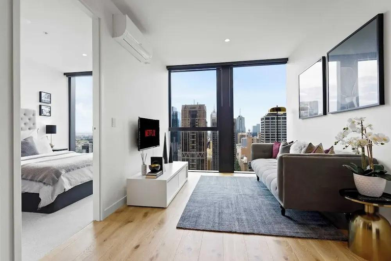 Bedroom 2, Luxuria Apartments - Collins House, Melbourne