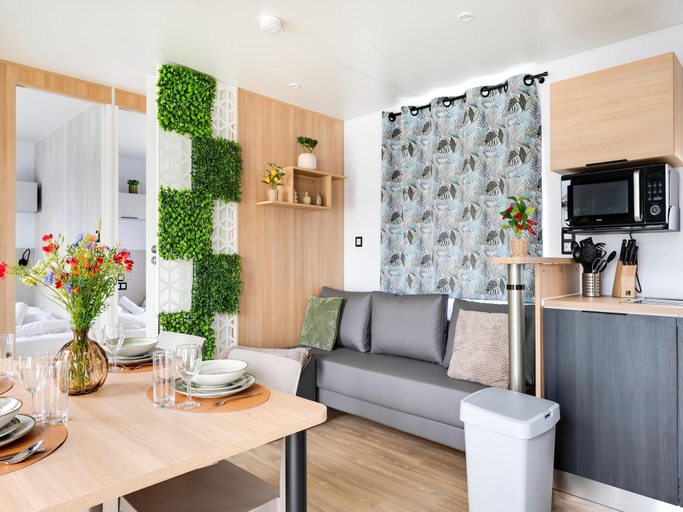 Interior view 5, Cozy Caravan in Berlare for 6 people, Oost-Vlaanderen