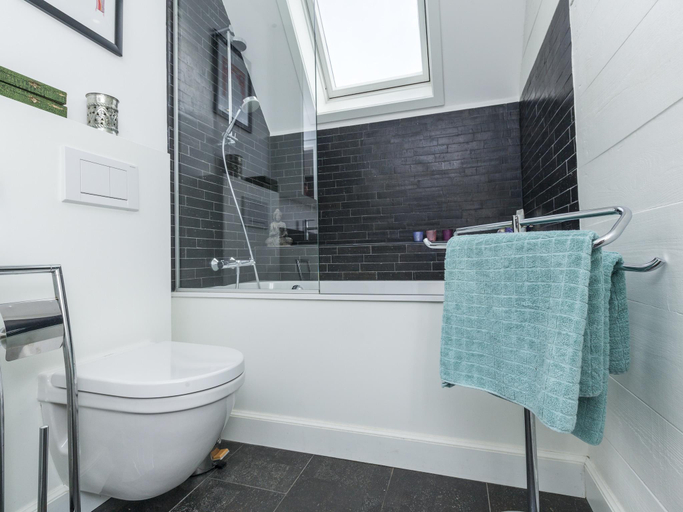 Bathroom 2, Villa in Knokke-Heist near Beach, West-Vlaanderen