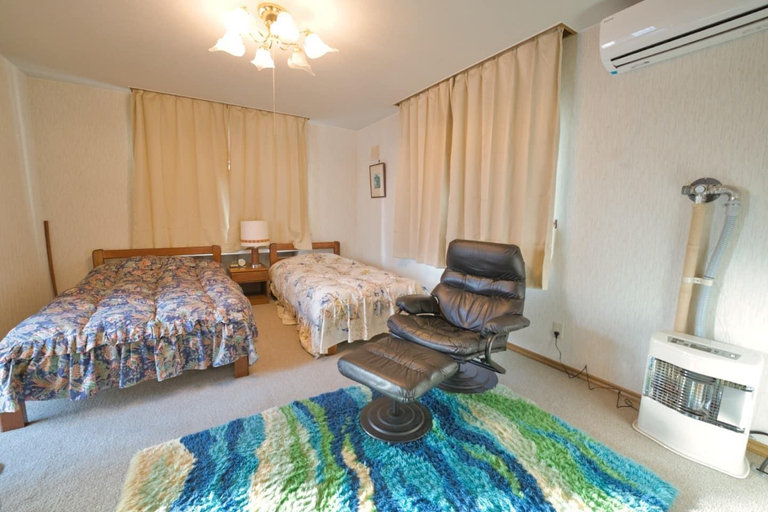 Bedroom 2, Shirokuma No Yado, Tōyako