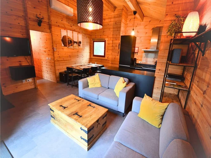 Interior view 2, Ardennes Chalet with Balcony, Sauna, Namur