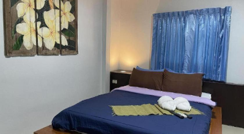 Bedroom 2, Ruen Kaew Resort, Sung Men