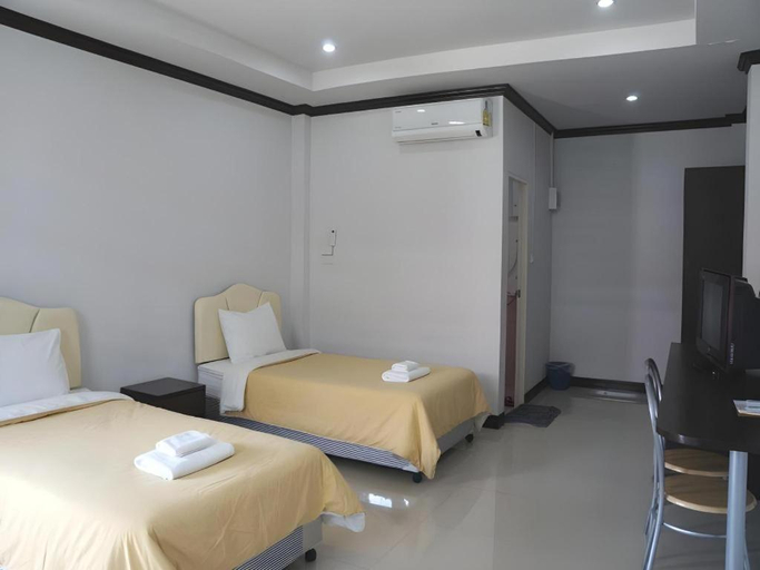 Bedroom 2, Rutna Resort, Nang Rong