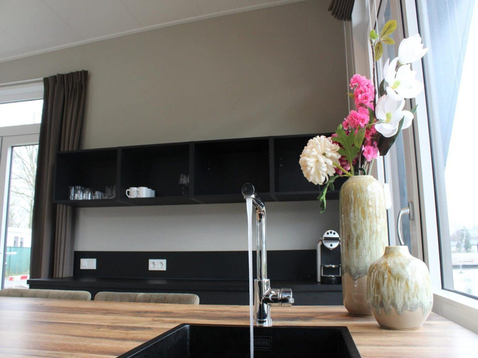 Others 4, Charming Chalet Near Efteling, Loon op Zand