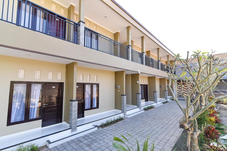 Exterior & Views 2, RedDoorz Plus near Jalan Imam Bonjol Denpasar, Denpasar