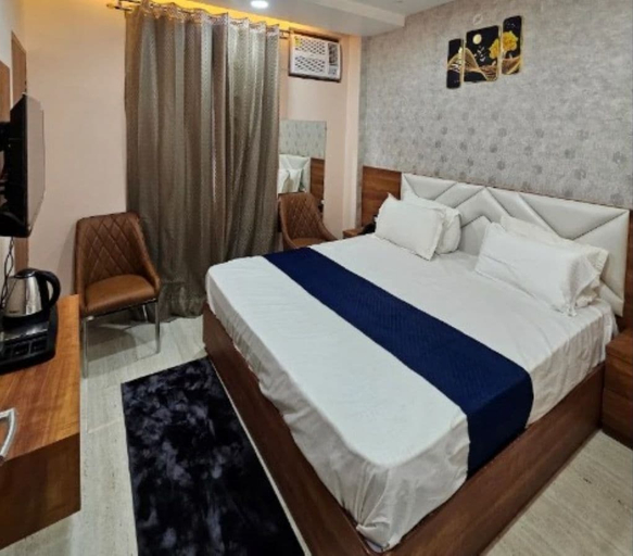 Room 3, Hotel Ram Lakhan Paradise, Sultanpur
