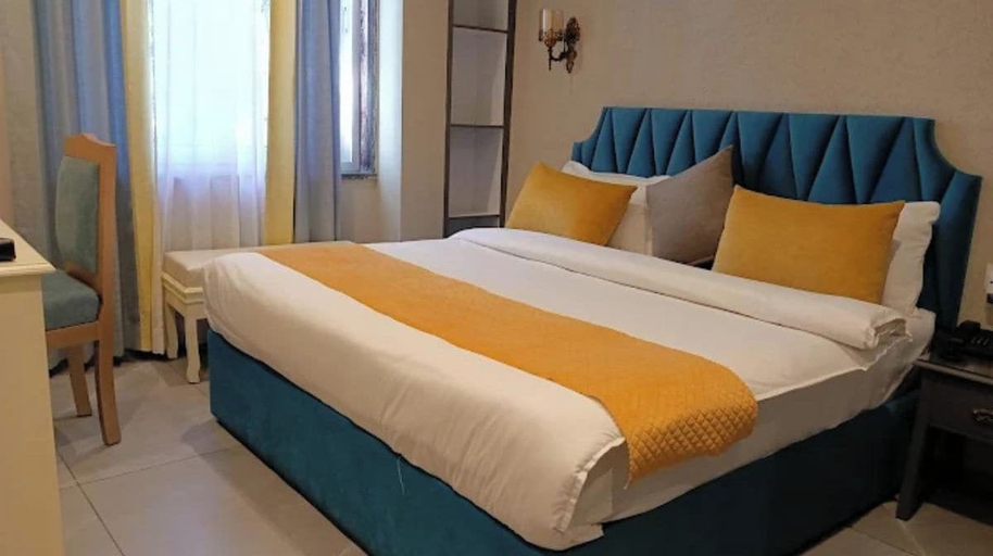 Room 5, Hotel Oocara, Garhwal