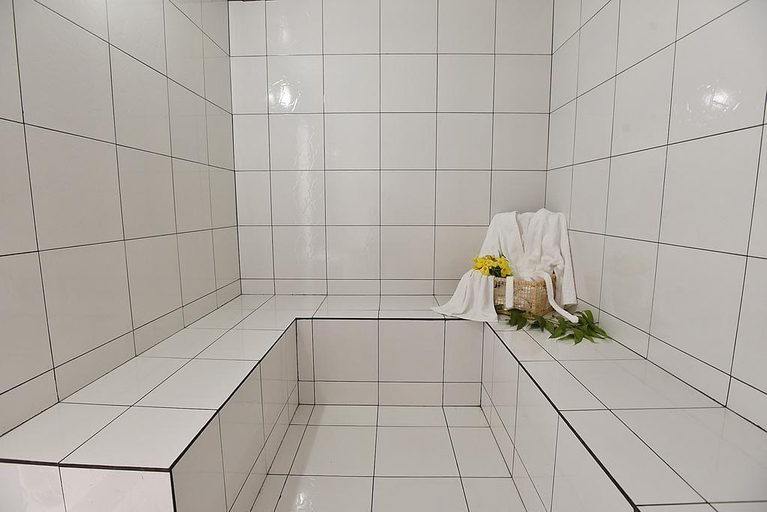 Bathroom, Apartamento no Condomínio Lençois Flat - 201 bloco Atins, Barreirinhas