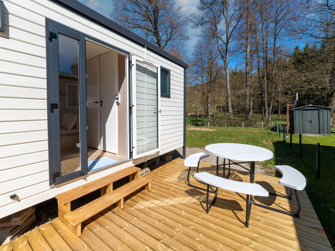 Balcony/terrace, Premium caravan in Érezée with terrace, Luxembourg