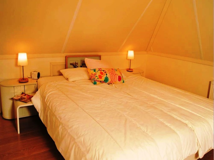 Bedroom 4, Chalet in Bergumermeer by the Marina, Tytsjerksteradiel