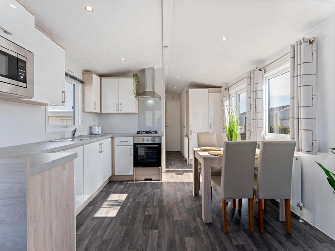 Kitchen 5, Comfortable mobile home in Middelkerke, West-Vlaanderen