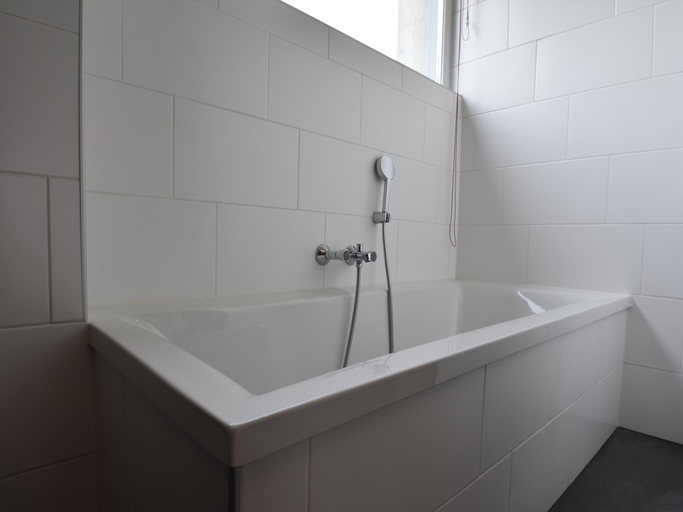 Bathroom 3, Villa in Friesland near Wadden Coast, Franekeradeel