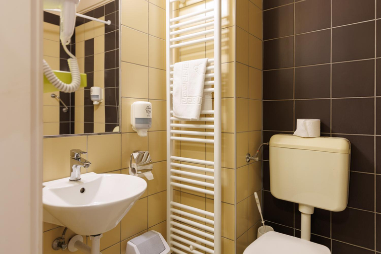 Bathroom, Harmonia Hotel Sarvar, Sárvár