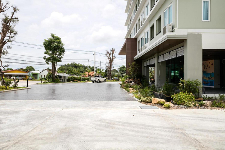 Exterior & Views 2, Benjaphorn Grandview Hotel, Muang Songkhla