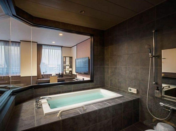 Bathroom 4, Minamichita Onsenkyo Hananomaru, Minamichita