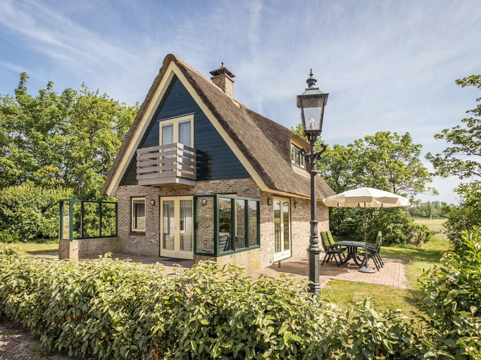 Exterior view 3, Villa Texel with sauna, Texel