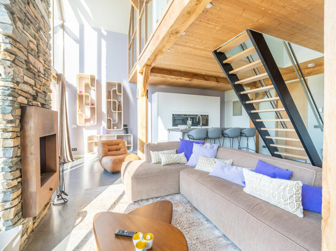 Interior view 2, Modern 6-Person Villa with Private Hot Tub – Near Beach & Nature, Texel