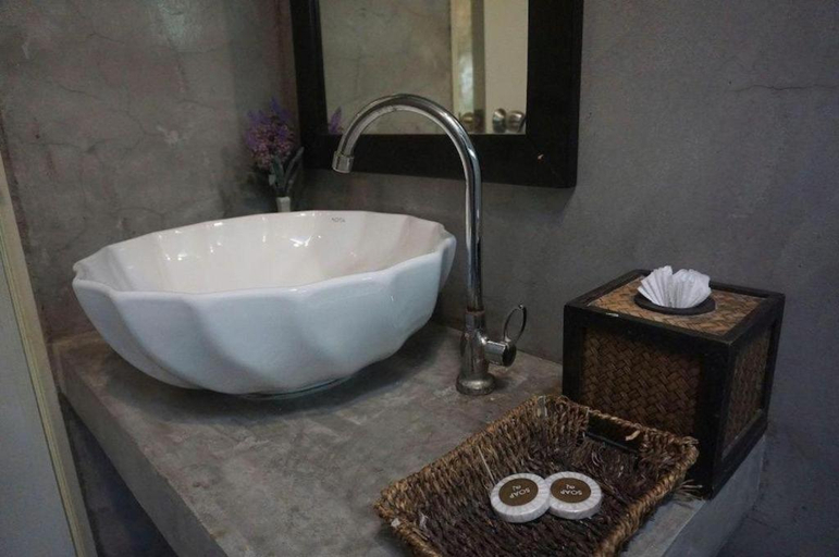 Bathroom 4, V Valley Resort, Muang Satun