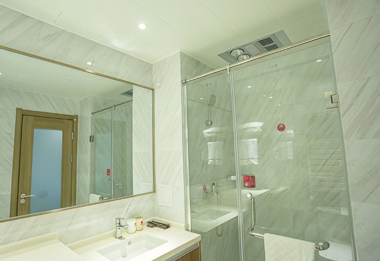 Bathroom 3, Junyi Hotel (Jinan West International Convention and Exhibition Center), Jinan