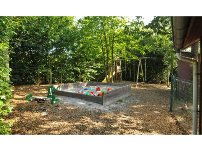 Facilities, Holiday Home in Belgium with Kids' Playroom, Namur