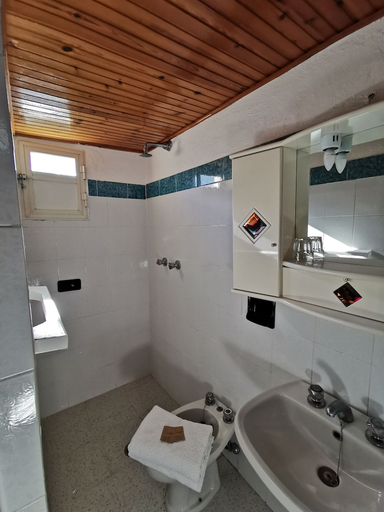 Bathroom 3, Hotel La Maggioressa, Napoli