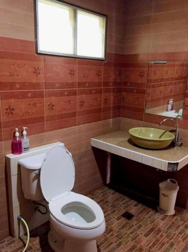Bathroom 4, Guyana Saikaew, Muang Rayong