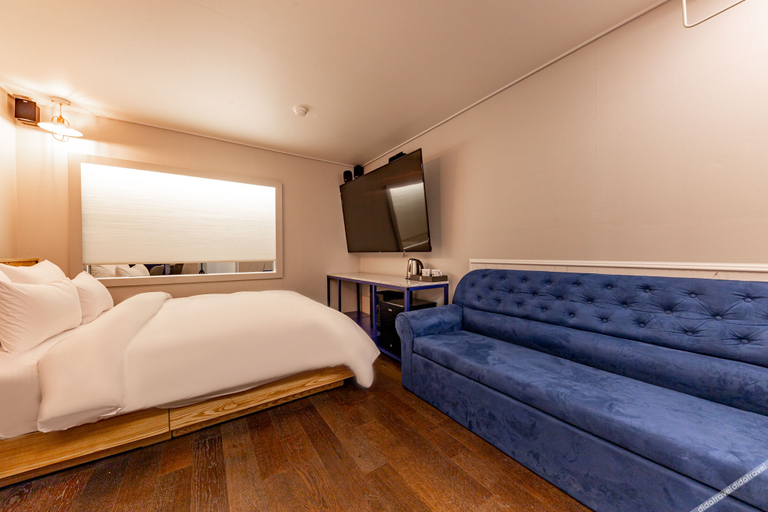 Bedroom 4, Gwangju Chungjangro Ekklim Business Hotel, Buk