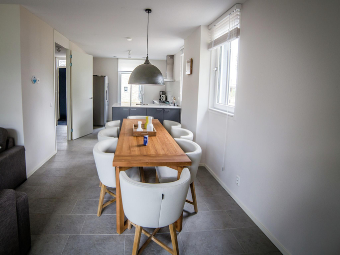 Food & Drinks 5, Luxury Villa in Maastricht with Sauna, Limburg