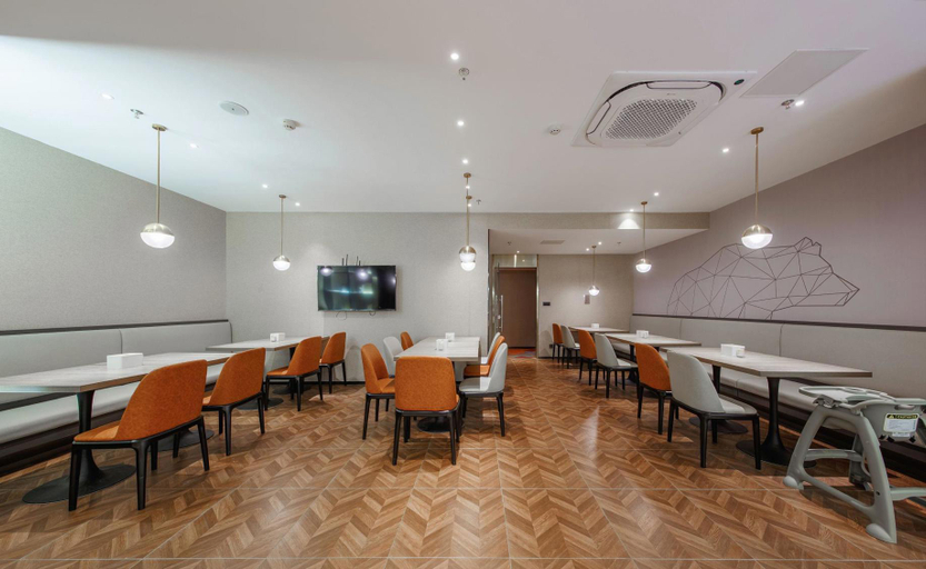 Food & Drinks 4, Borrman Hotel Yixing Dingshan Baolong Plaza, Wuxi