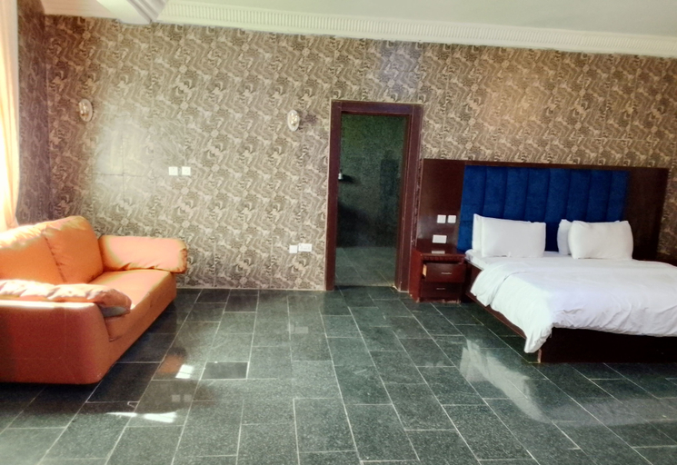 Room 5, Galaxy La Palm Royal Resort Abakaliki, Ebonyi