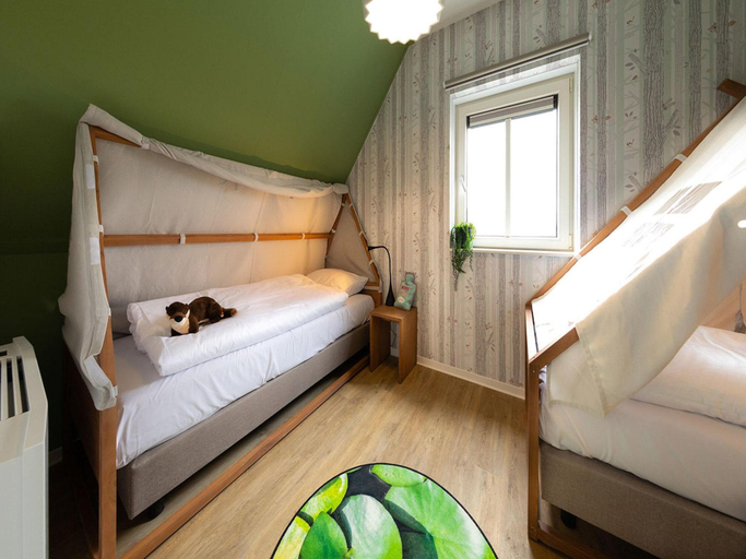 Bedroom 2, Kids special 4p villa in Thorn, Thorn
