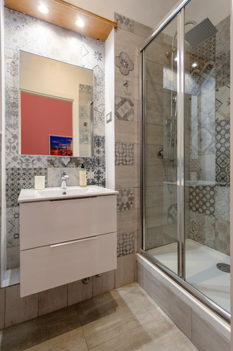 Bathroom 3, Virgilio Suite, Rome