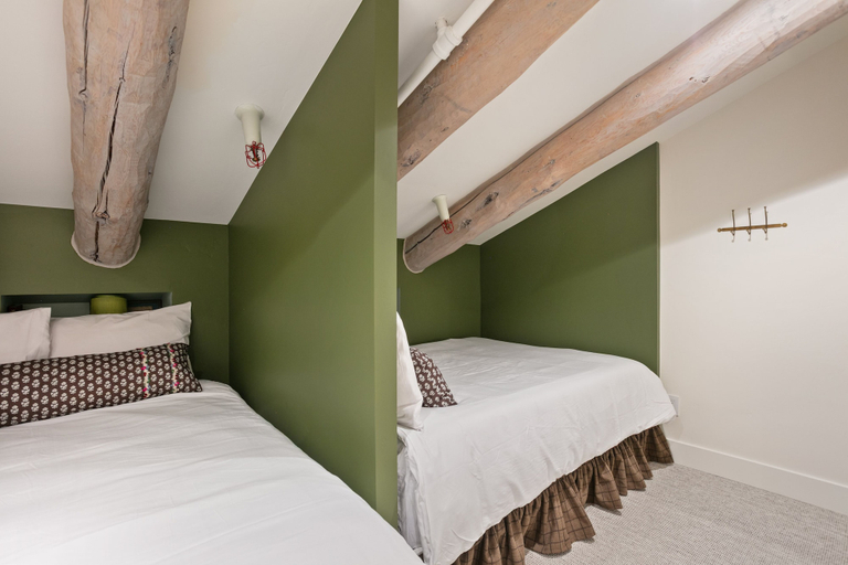 Room 2, Deer Valley Ski-in/ski-out Private Hot Tub 2 Bedroom Condo, Summit