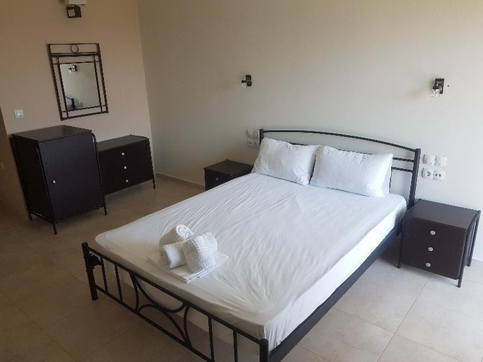 Bedroom 2, Ocean Hotel Resort, Epirus