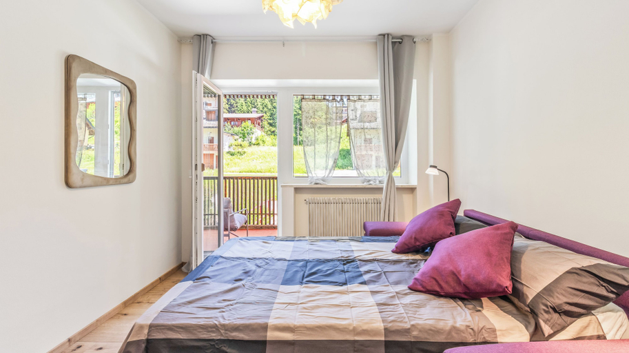 Room 5, Nevea Lux with Sauna & Kanin View, Udine